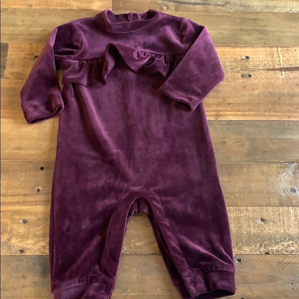Gymboree one piece 6-12M
